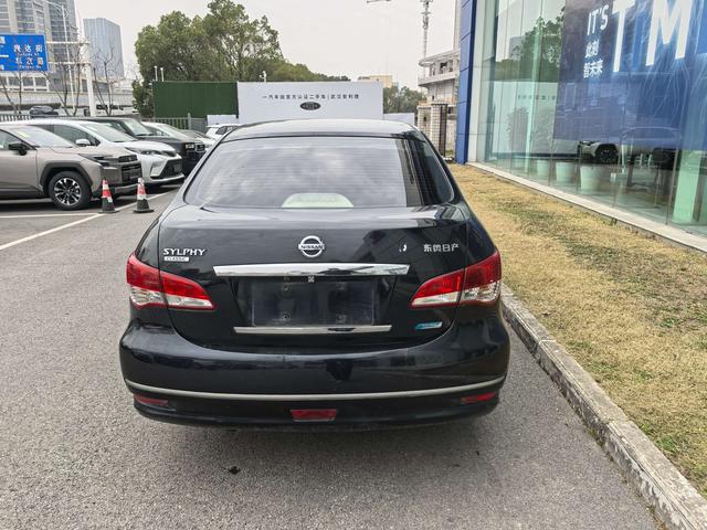 Nissan Sylphy 2012 Classic 1.6XE Manual Comfort – фото 8