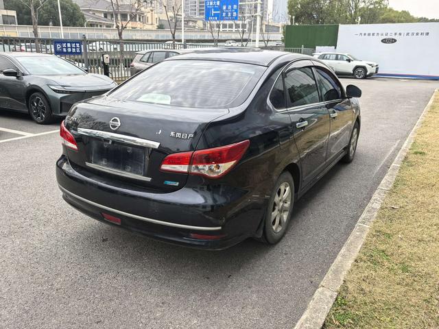 Nissan Sylphy 2012 Classic 1.6XE Manual Comfort – фото 9