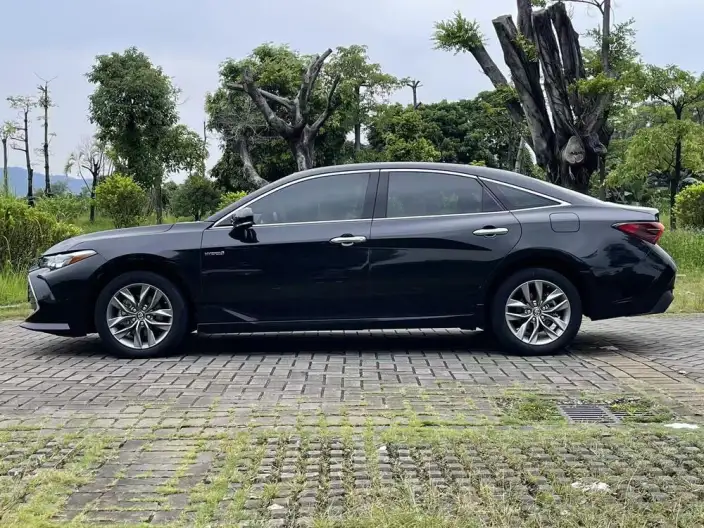 Toyota Avalon 2019 Model Hybrid 2.5L Deluxe Edition China VI – фото 4