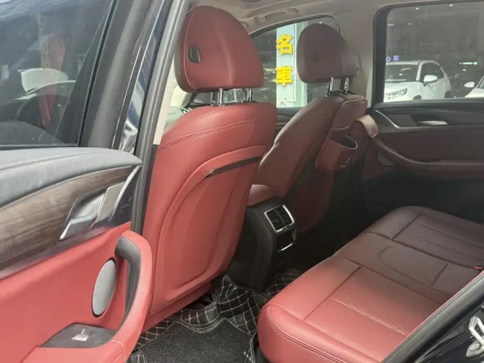BMW X3 2023 Model xDrive30i Leading Model M Night Set – фото 9