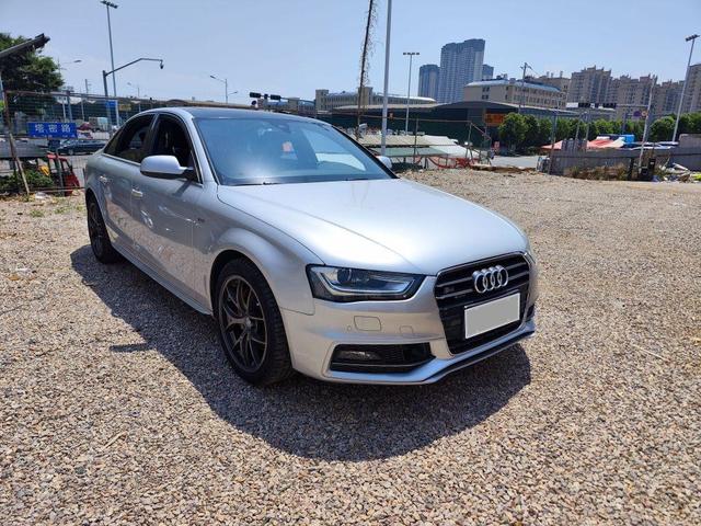Audi A4 L 2013 модификация 40 TFSI quattro Sport Sport – фото 3
