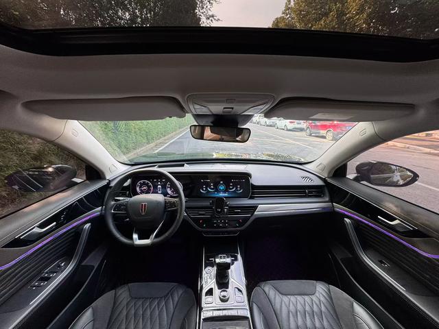 Hongqi HS5 2022 Facelift 2.0T Connected Qixiang AWD – фото 6