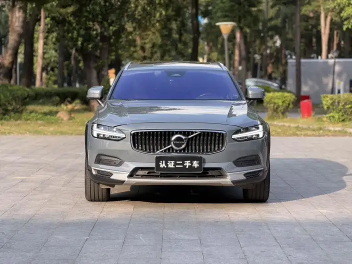 Volvo V90 2022 Model Cross Country B5 AWD Zhiyuan Edition