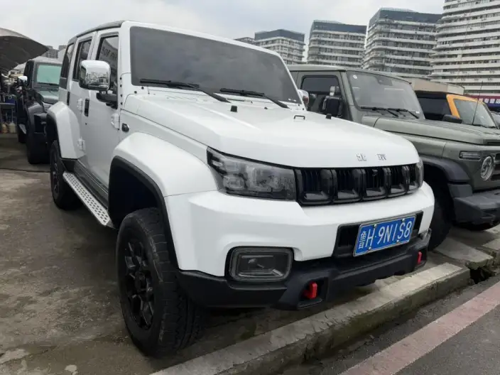 BAIC BJ40 2023 Model 2.0D Automatic 4WD Blade Hero Edition Warrior Model – фото 3