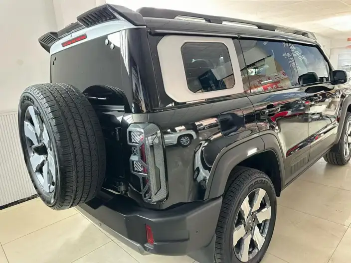 BAIC BJ40 Extended Range 2025 Model Advanced version