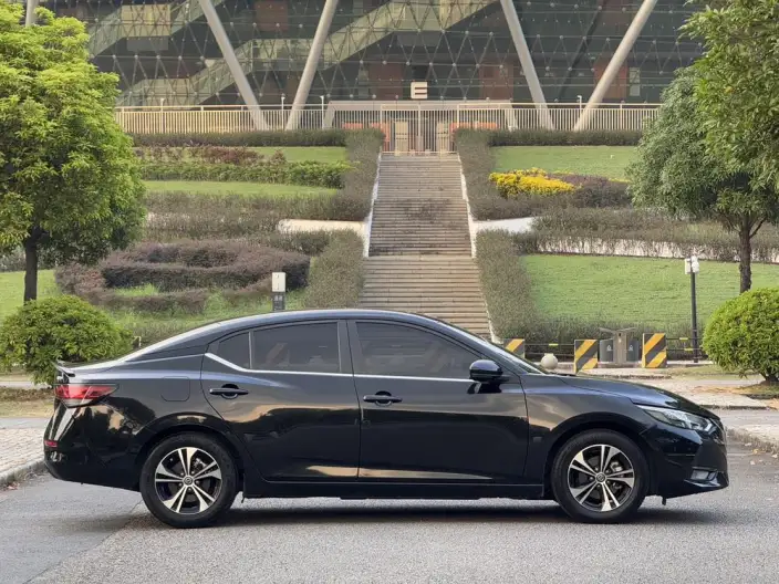 Nissan Sylphy 2022 Model 1.6L XL CVT Yuexiang Edition – фото 7