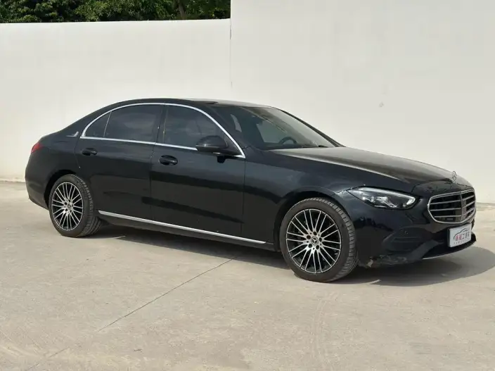 Mercedes-Benz C-Class 2022 Model C 260 L – фото 3