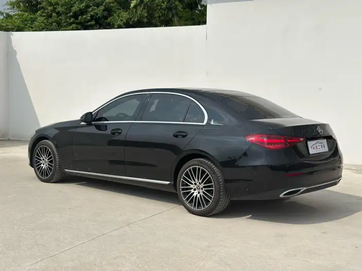 Mercedes-Benz C-Class 2022 Model C 260 L – фото 4