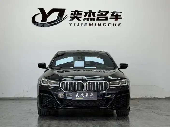 BMW 5 Series 2023 Model 530Li Leading Model M Sports Set – фото 2