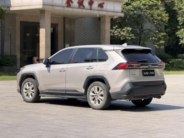Toyota Wildlander 2022 Model 2.0L 2WD Leading version – фото 4