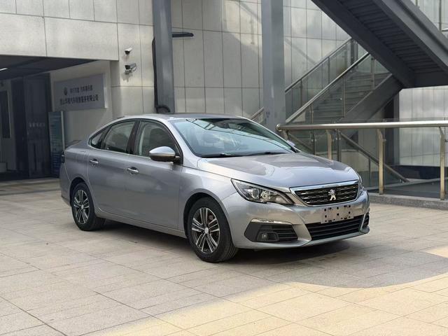 Peugeot 308 2016 1.6L Automatic Fashion – фото 2