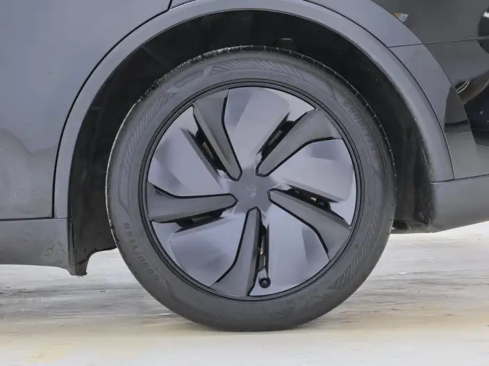 Model Y 2026 Model Rear-wheel drive version – фото 9
