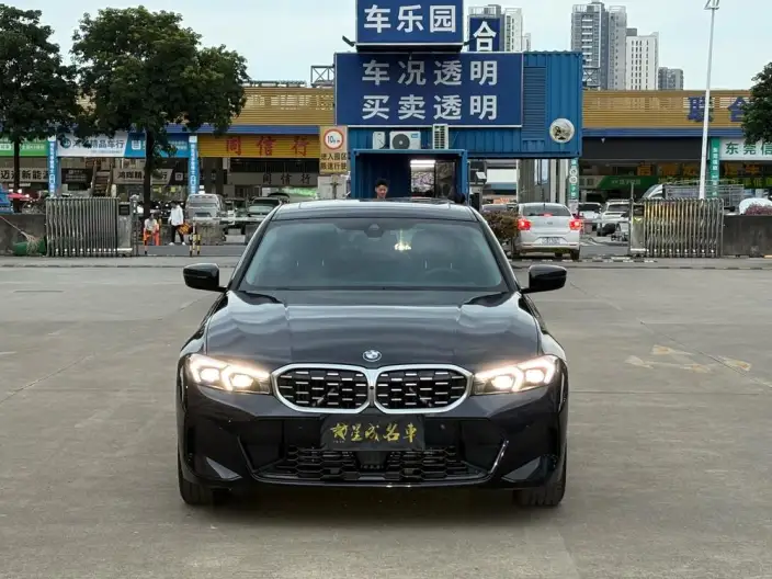 BMW 3 Series 2026 Model 325Li M Sports Set – фото 2