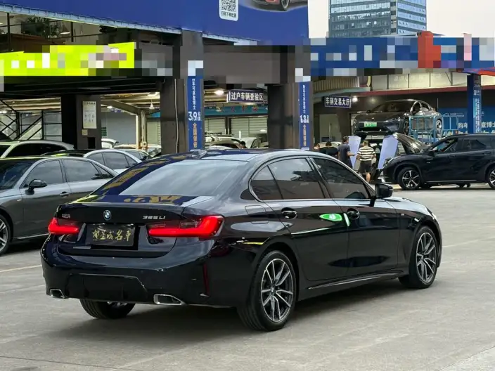 BMW 3 Series 2026 Model 325Li M Sports Set – фото 6