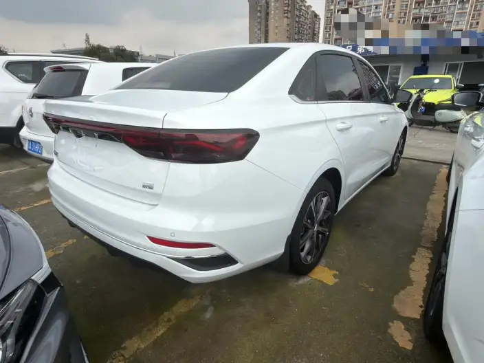 Geely Emgrand 2022 Model No. 4 Gen 1.5L CVT Flagship Model – фото 5