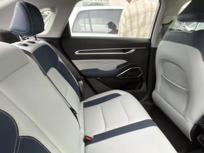 Geely Emgrand 2022 Model No. 4 Gen 1.5L CVT Flagship Model – фото 6
