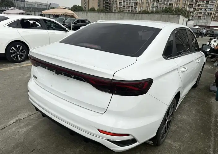 Geely Emgrand 2023 Model No. 4 Gen Champion Edition 1.5L CVT Luxury Model – фото 6