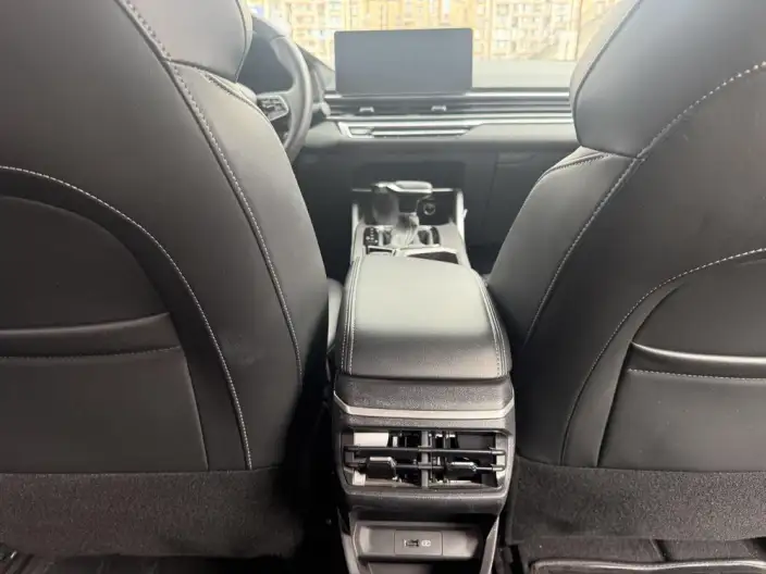 Geely Emgrand 2023 Model No. 4 Gen Champion Edition 1.5L CVT Luxury Model – фото 7