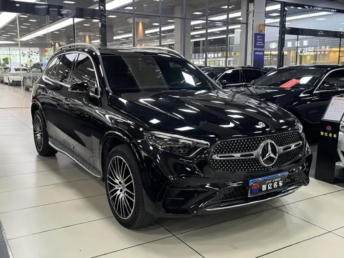 Mercedes-Benz GLC 2024 Model GLC 300 L 4MATIC Luxury Model 5 seat – фото 3