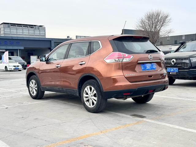Nissan X-Trail 2015 модификация 2.0L CVT Com f ort MAX Edition 2WD – фото 3