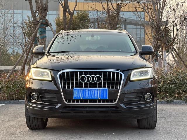 Audi Q5 2013 40 TFSI Technology – фото 2