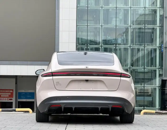 NIO ET5 2022 Model 75kWh – фото 6