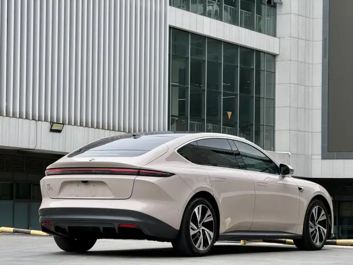 NIO ET5 2022 Model 75kWh – фото 7