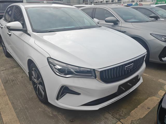 Geely Emgrand 2022 4th Gen 1.5L CVT Premium – фото 3