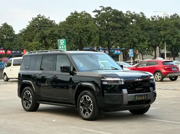 Titan 7 PHEV 2025 Model 200KM 2WD Max Edition