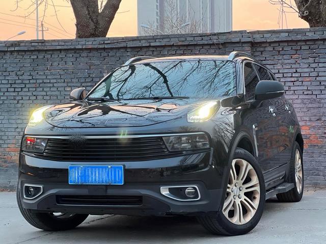 Lynk & Co 01 2017 2.0T 2WD Type Pro – фото 1