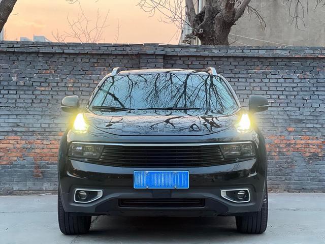 Lynk & Co 01 2017 2.0T 2WD Type Pro – фото 2