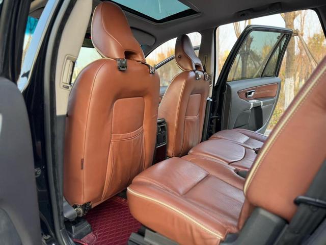 Volvo XC90 2011 модификация 2.5T AWD – фото 5