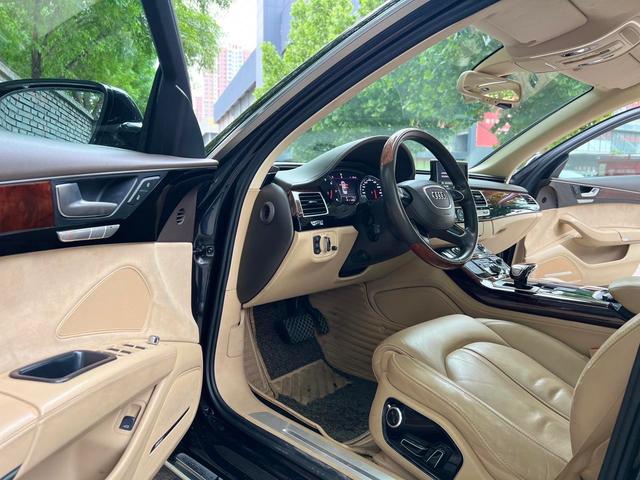 Audi A8 2013 модификация A8L 55 TFSI quattro Luxury – фото 4