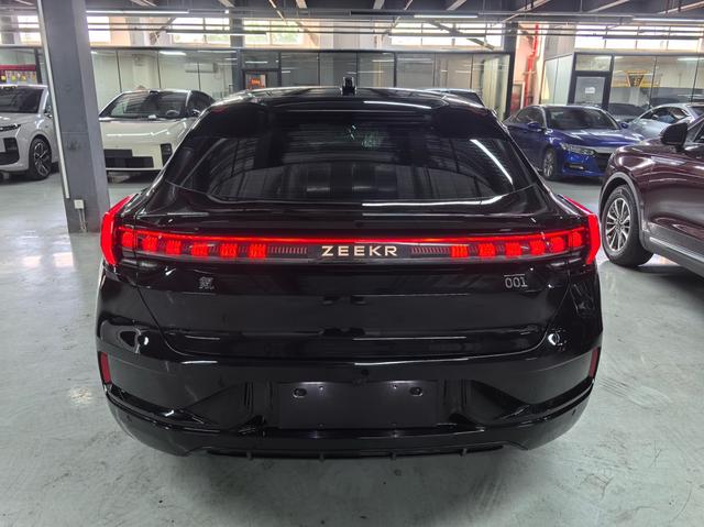 ZEEKR 001 2023 WE Edition 86kWh AWD – фото 6