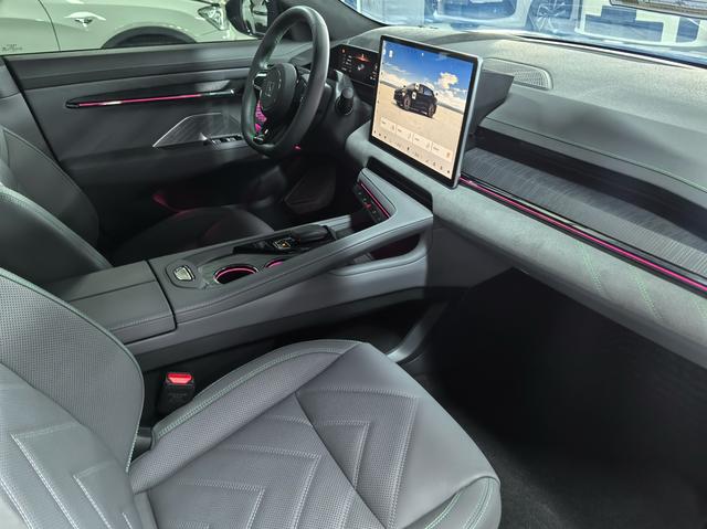 ZEEKR 001 2023 WE Edition 86kWh AWD – фото 7