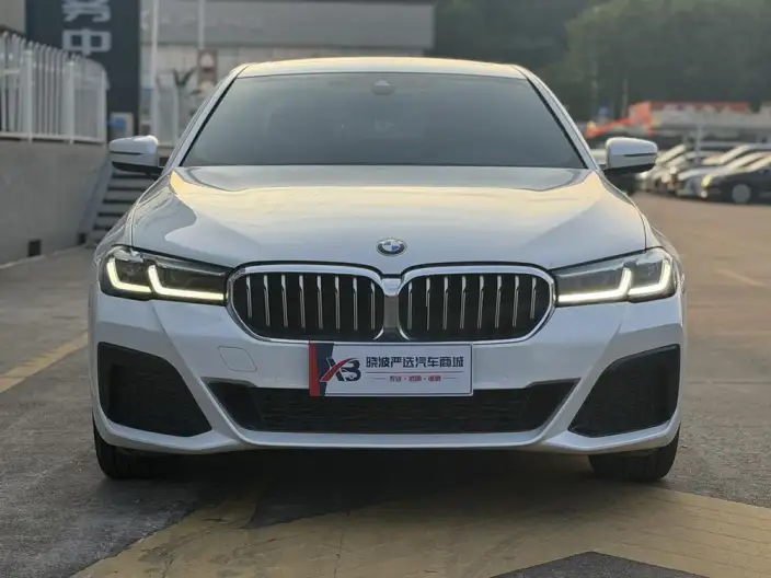 BMW 5 Series 2022 Model 530Li Leading Model M Sports Set – фото 2