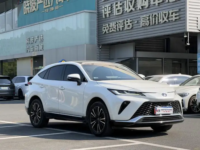 Venza 2023 Model 2.0L CVT 2WD Premium Edition – фото 3
