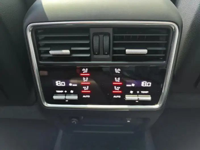 Cayenne 2019 Model Cayenne 3.0T – фото 9