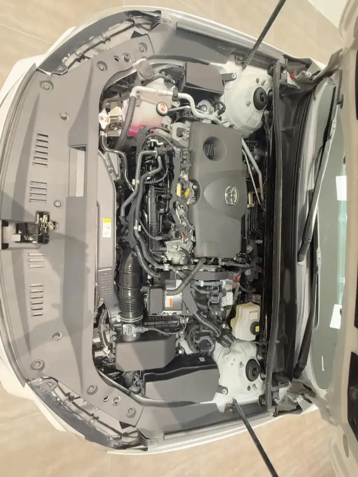 Toyota Avalon 2022 Model Hybrid 2.5L Deluxe Edition – фото 8