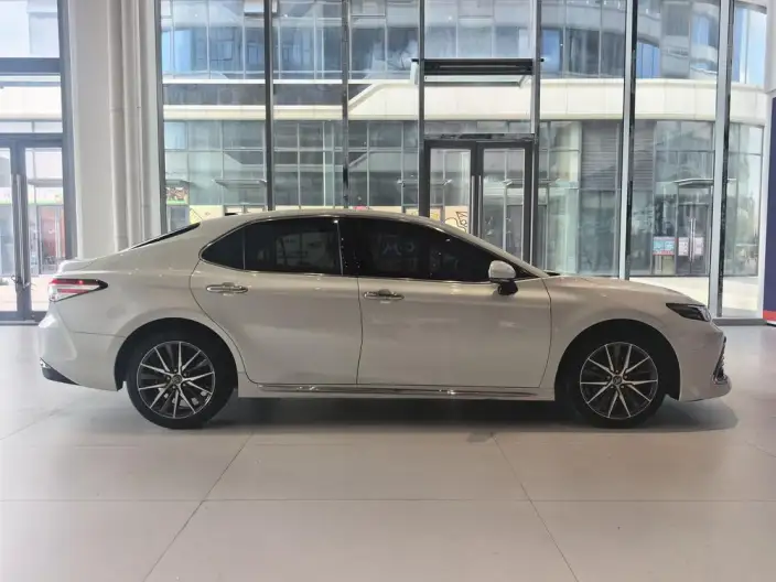 Toyota Camry 2023 Model 2.5G Deluxe Edition – фото 7