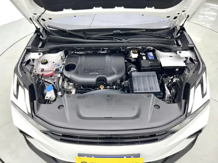 Lynk & Co 06 2026 Model Relive 1.5T Ultra – фото 10