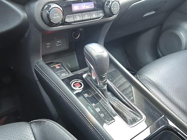 Nissan Kicks Модель 2022 года 1.5L XV CVT Deluxe Edition – фото 10