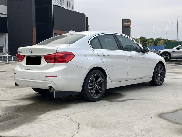 BMW 1 Series Модель 2020 года 120i Fashion – фото 8