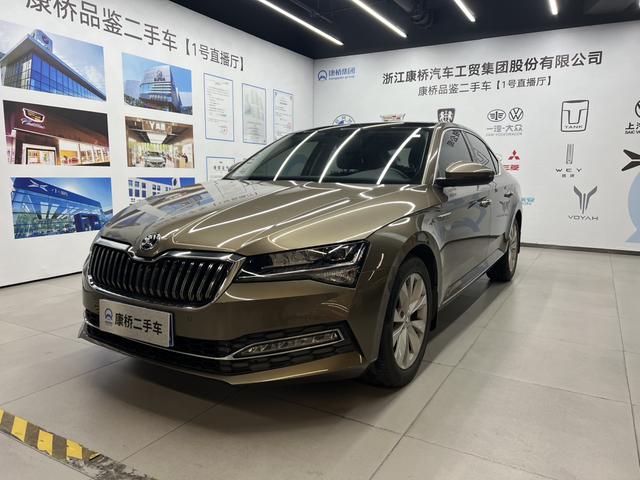 Skoda Superb Модель 2019 года TSI280 DSG Com f ort Edition – фото 1