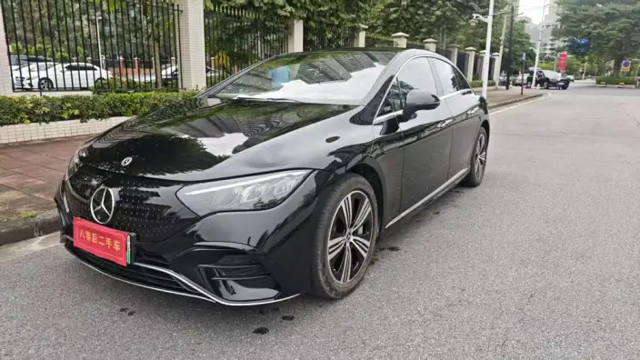 Mercedes-Benz EQE 2025 Model EQE 500 4MATIC Pioneer Edition – фото 1