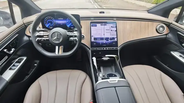 Mercedes-Benz EQE 2025 Model EQE 500 4MATIC Pioneer Edition – фото 8