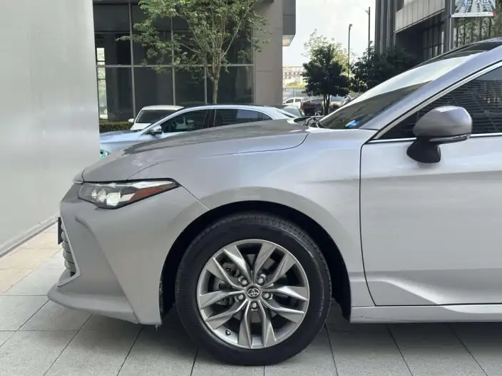 Toyota Avalon 2019 Model 2.0L Deluxe Edition China VI – фото 3