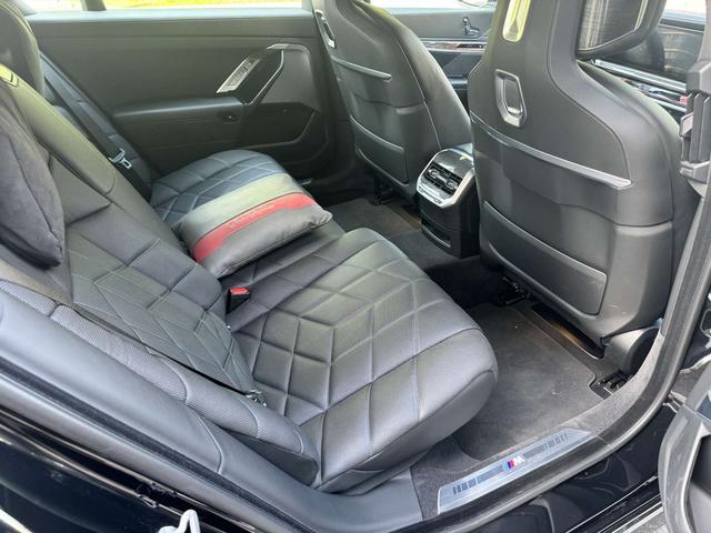 BMW i7 Раздел 2023 eDrive50L Exclusive M Sports Set – фото 5
