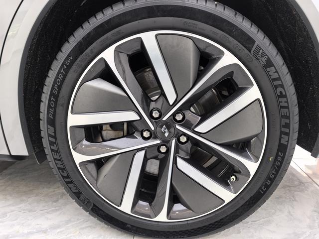 Li Auto L9 2022 Max – фото 17