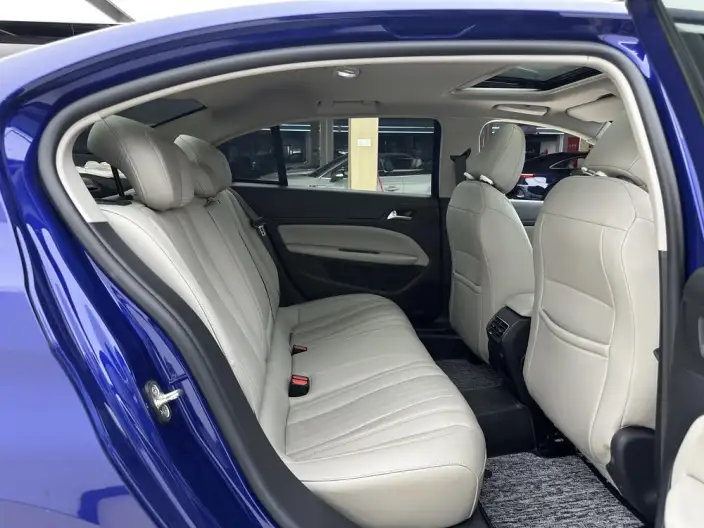 PEUGEOT 408 2022 Model 1.6T Dream Edition – фото 8